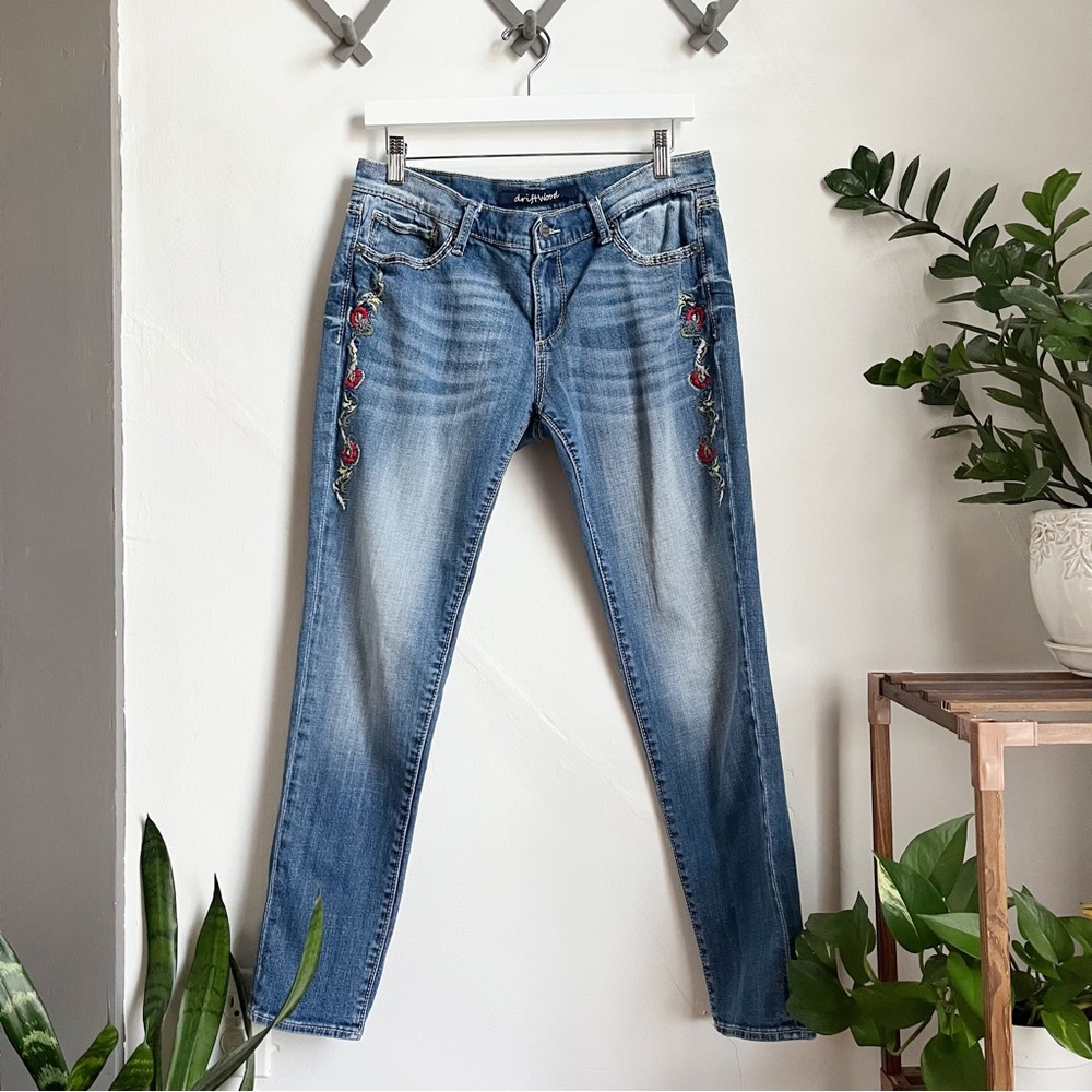 Driftwood Floral Embroidered Skinny Jeans